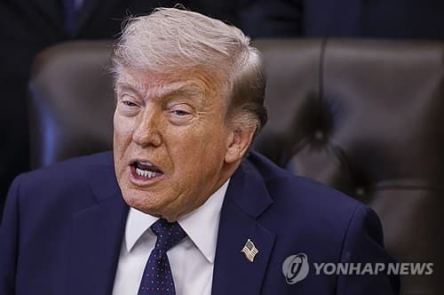 Trump Threatens UK with Massive Tariffs Over 'Maintaining Digital Tax'