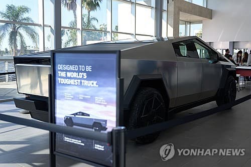 테슬라 '사이버트럭' 누가 사나 했는데…스페이스X 1천여대 구매
