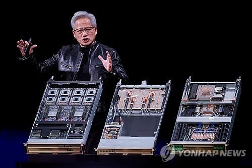 "중국軍 연계 대학들, 엔비디아 H200 확보 추구 확인"