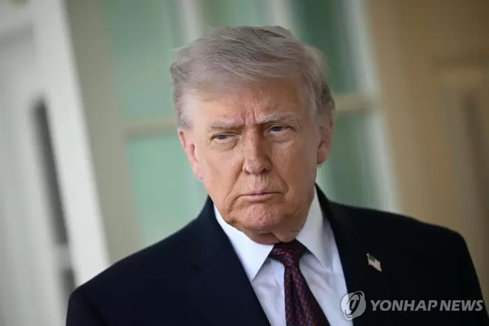 Despite Trump's Ceasefire Extension, 'Hormuz Standoff' Heats Up... Uncertainty over Resumption of Negotiations