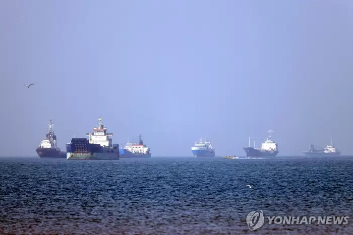중동긴장 다시 악화…美·이란 호르무즈 교전에 휴전 붕괴 위기