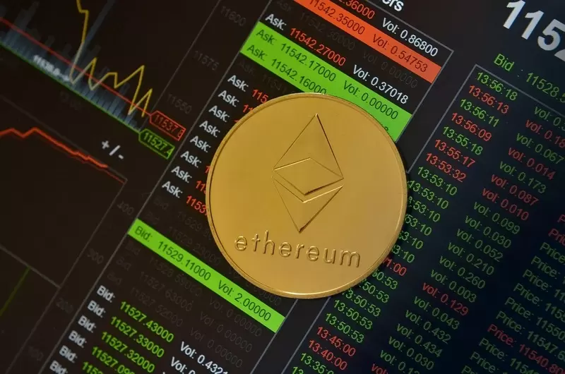 비트마인(BMNR), 이더리움(ETH) 5% 장악 눈앞..."100억 달러 손실 나도 샀다"